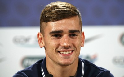 冠军体育-什琴斯尼赛后拒绝领奖引猜测