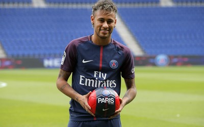 冠军体育快讯-以色列篮球俱乐部重金引进外援